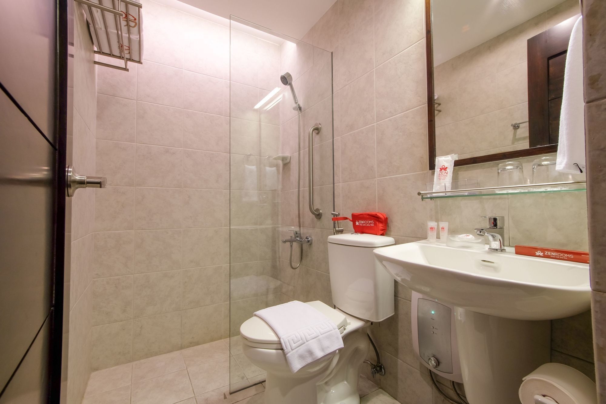 Zen Rooms Durban Poblacion Makati Makati City Dış mekan fotoğraf